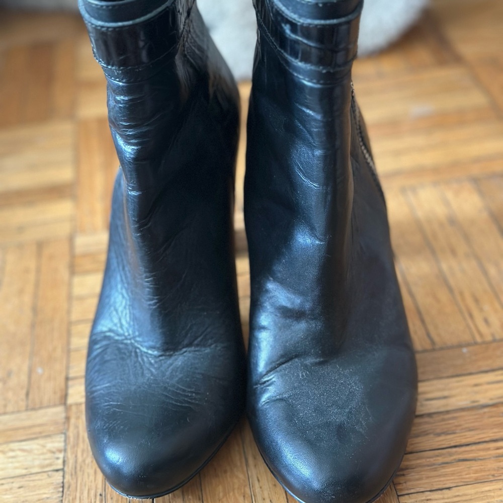Ann Taylor Black Ankle Booties with Classic Design